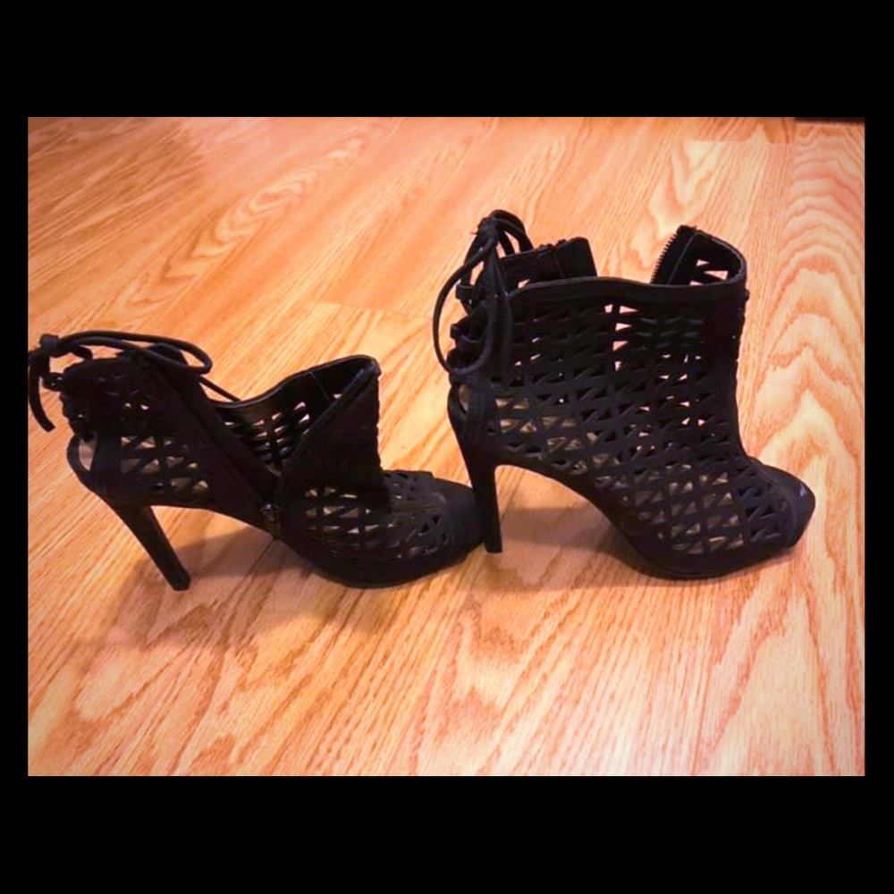 Women’s Lauren Conrad Black Bootie Heel